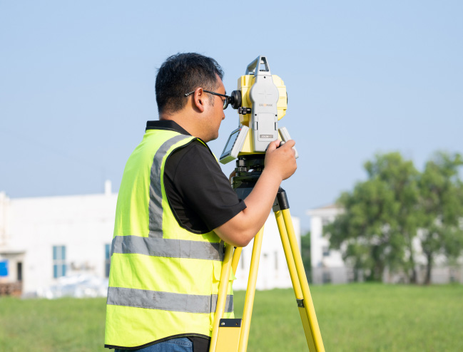 中緯ZOOM45 全站儀 (新品)